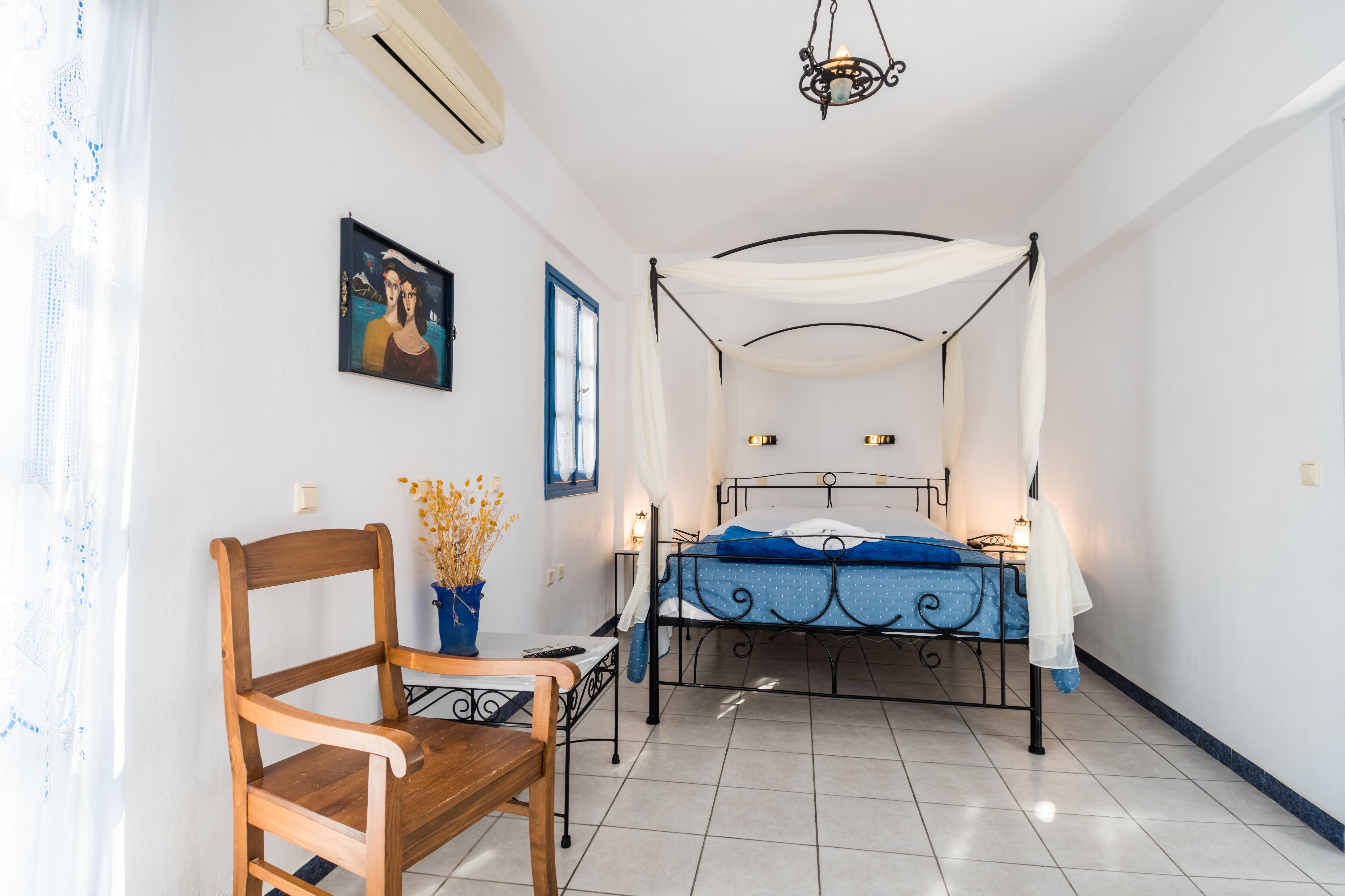 Irigeneia Hotel Perissa  Buitenkant foto