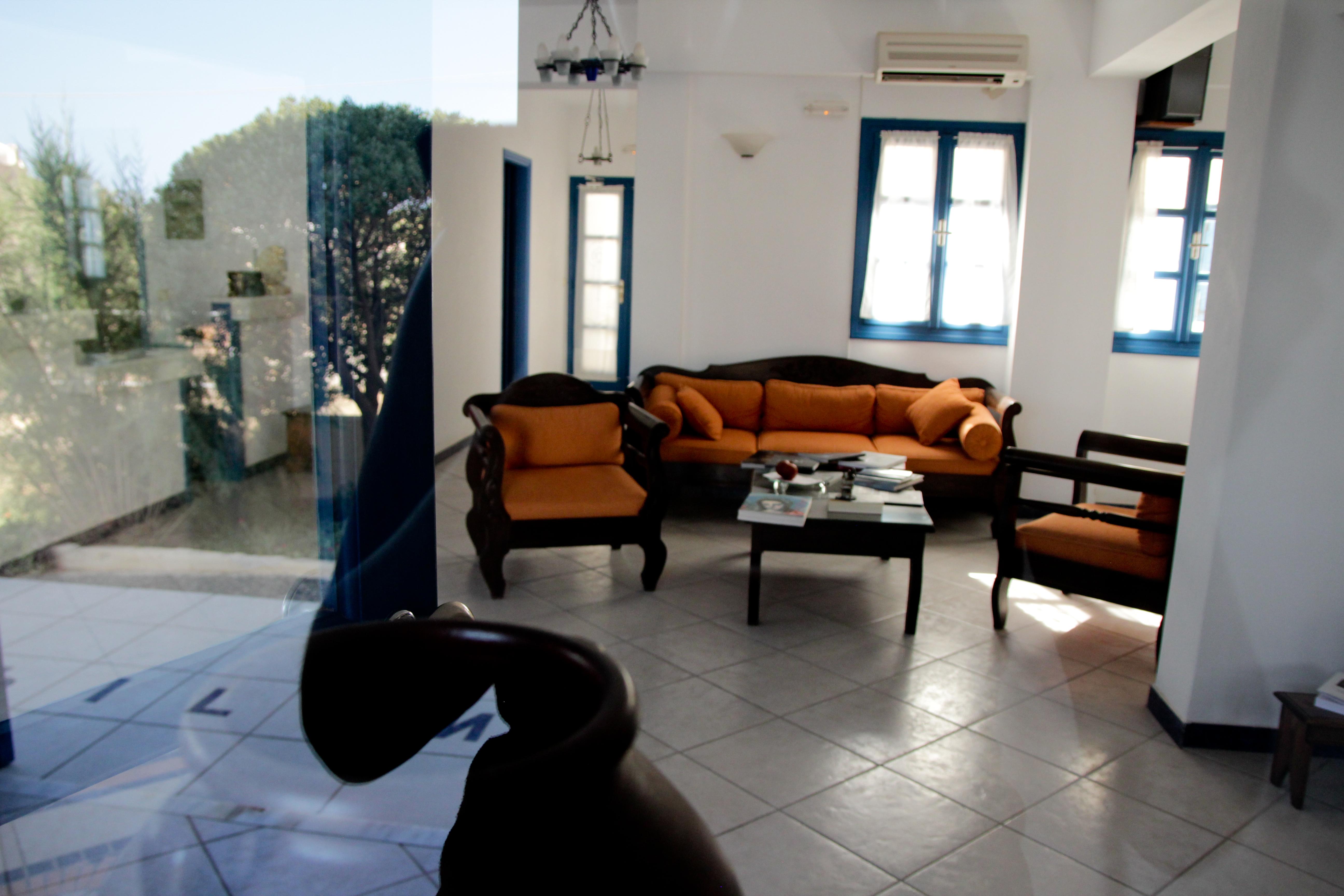 Irigeneia Hotel Perissa  Buitenkant foto