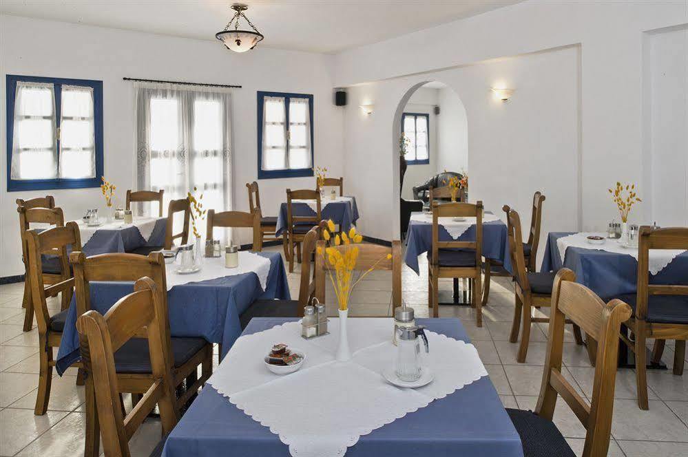 Irigeneia Hotel Perissa  Buitenkant foto